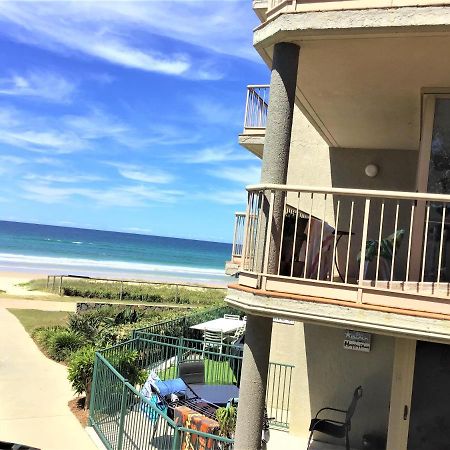 Sanctuary Beach Resort Gold Coast Extérieur photo