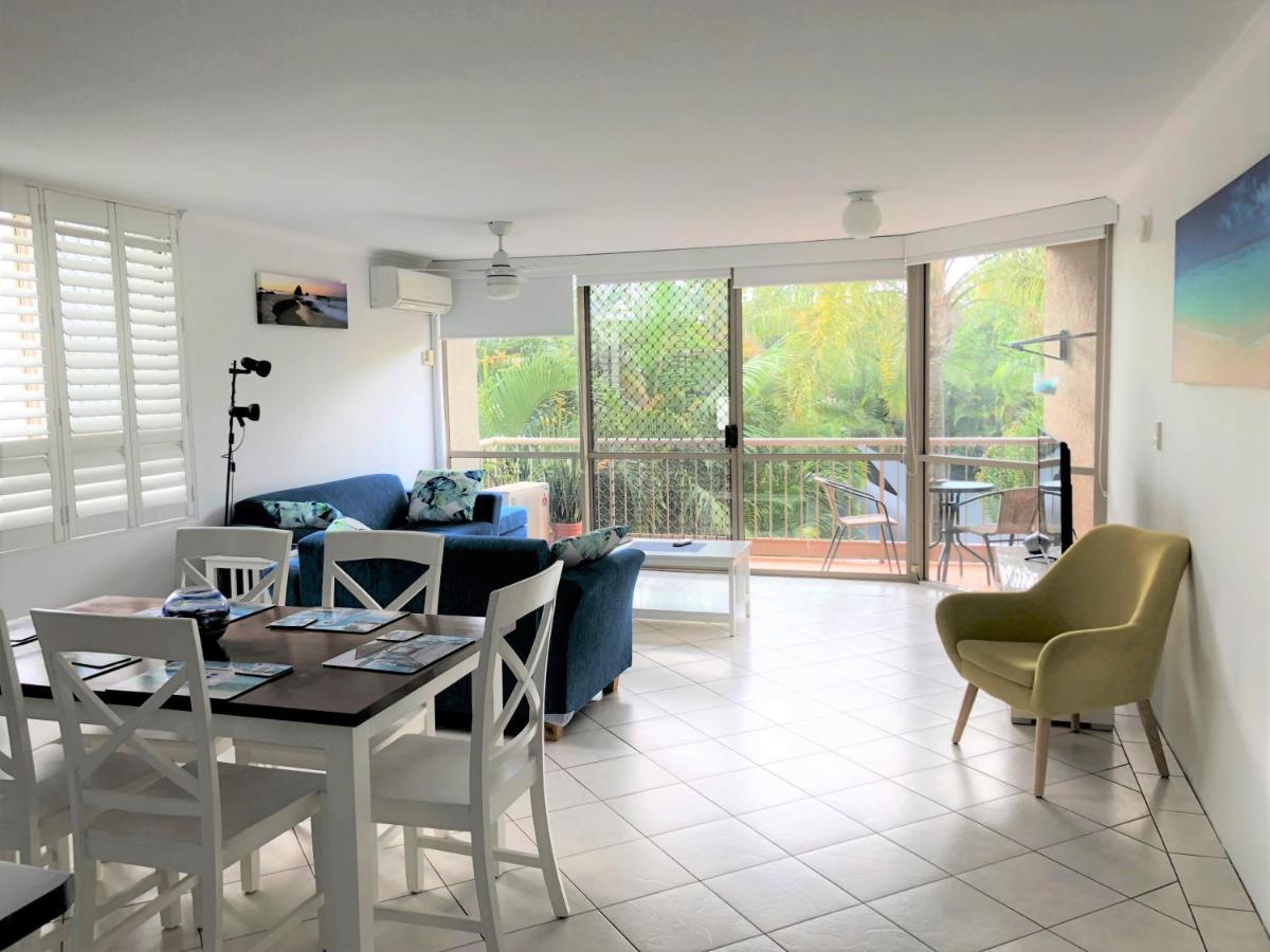 Sanctuary Beach Resort Gold Coast Extérieur photo